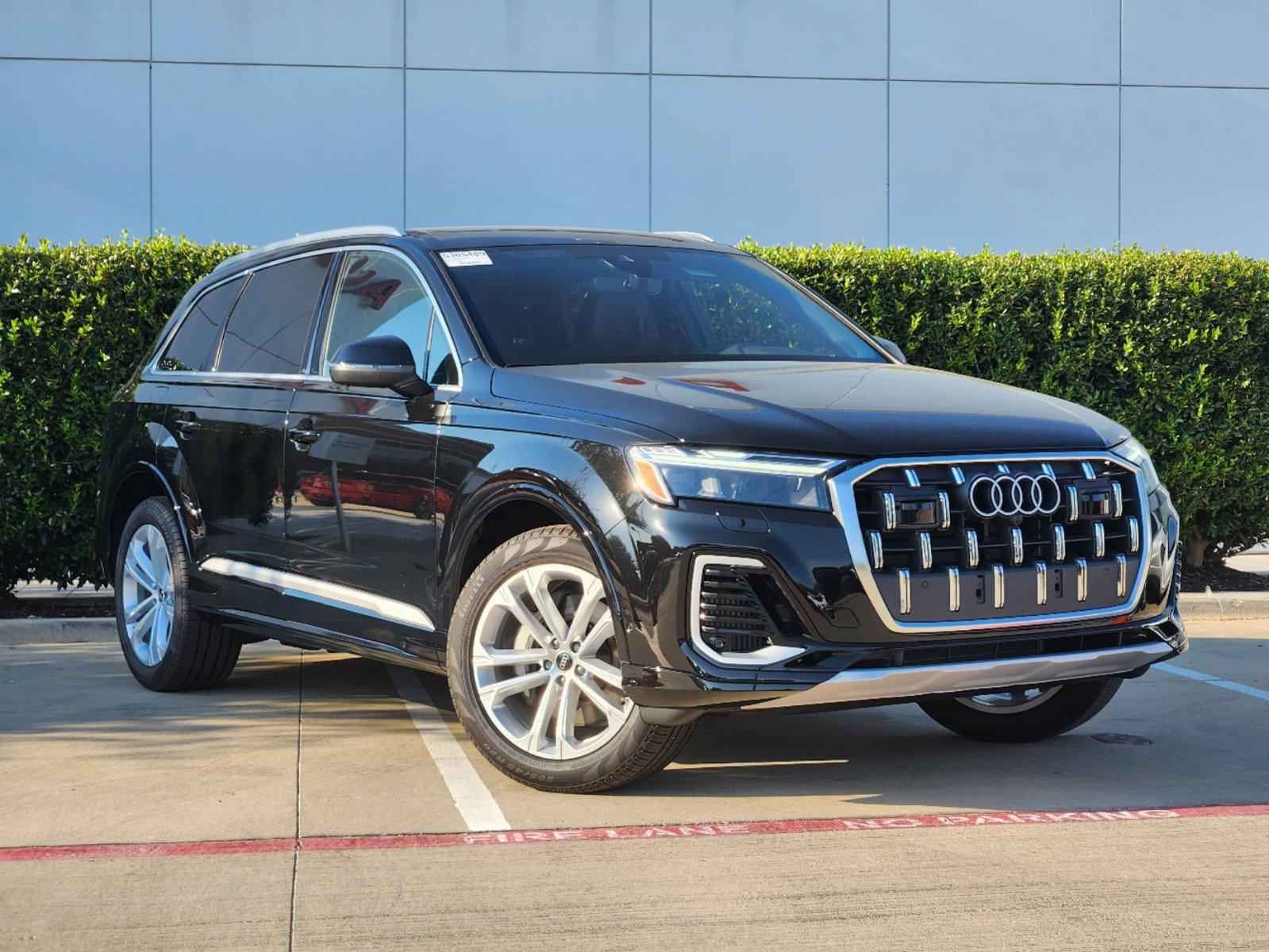 2025 Audi Q7 Vehicle Photo in MCKINNEY, TX 75070