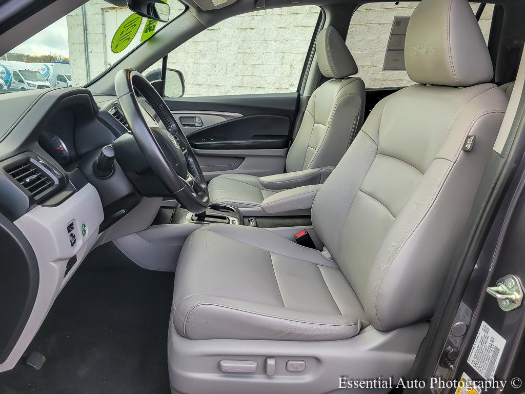 2020 Honda Pilot Vehicle Photo in Saint Charles, IL 60174