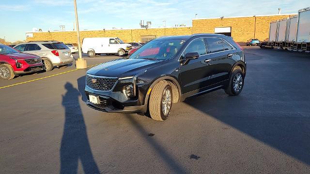 2024 Cadillac XT4 Vehicle Photo in JOLIET, IL 60435-8135