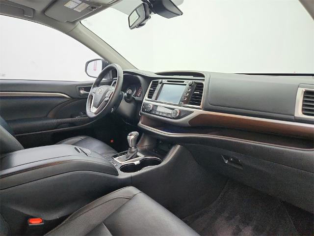 2015 Toyota Highlander Vehicle Photo in Grapevine, TX 76051