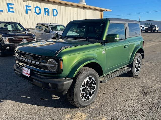 Used 2022 Ford Bronco 2-Door Outer Banks with VIN 1FMDE5AH7NLB09626 for sale in Forsyth, MT