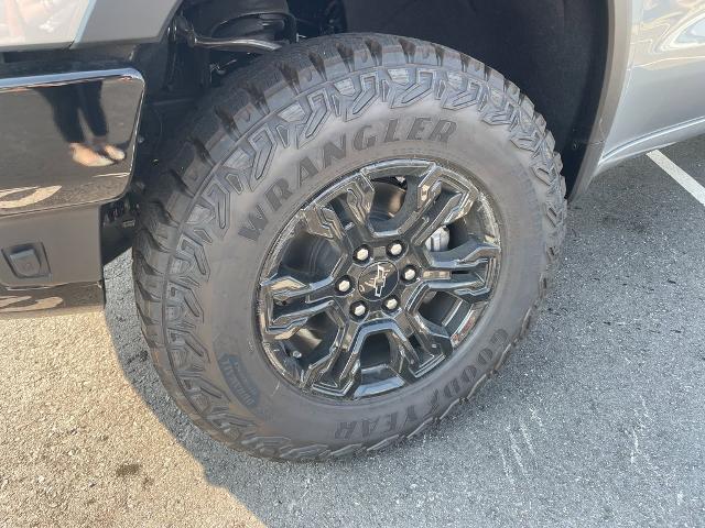 2024 Chevrolet Silverado 1500 Vehicle Photo in GARDNER, MA 01440-3110