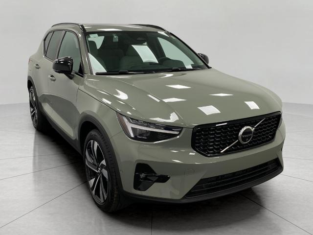 2025 Volvo XC40 Vehicle Photo in Appleton, WI 54913