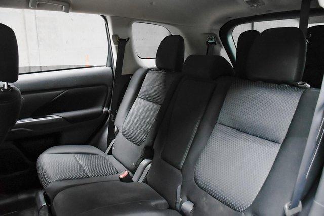 2017 Mitsubishi Outlander Vehicle Photo in EVERETT, WA 98203-5662