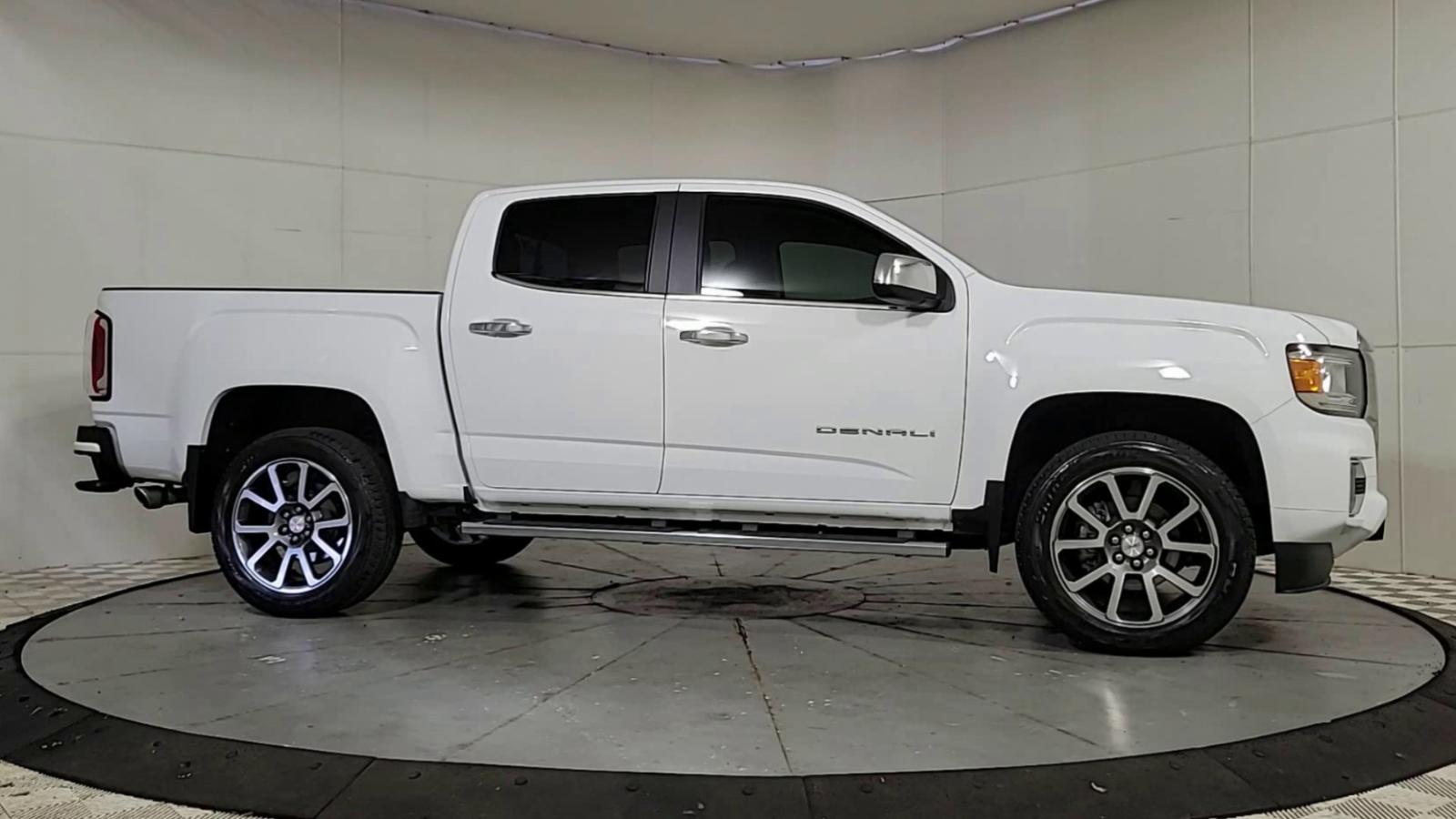 2021 GMC Canyon Vehicle Photo in Plainfield, IL 60586