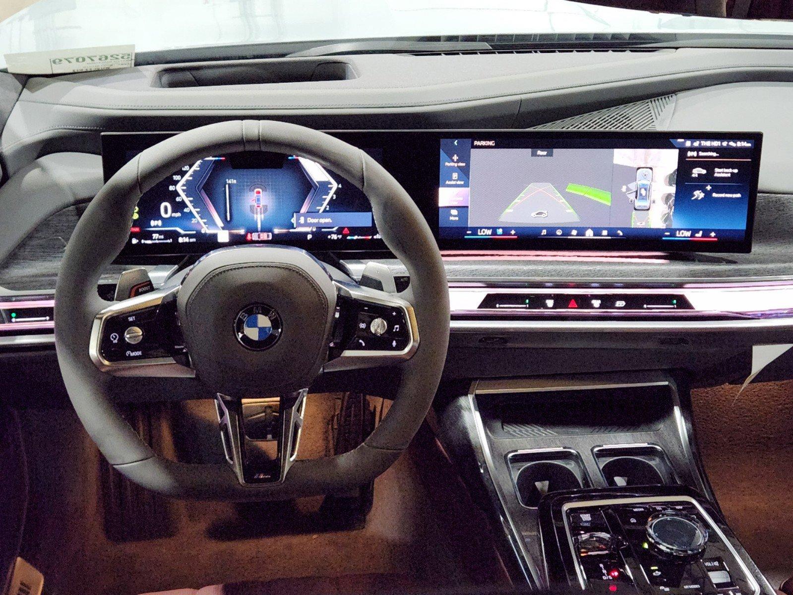 2024 BMW 760i xDrive Vehicle Photo in GRAPEVINE, TX 76051