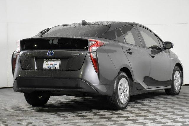 2017 Toyota Prius Vehicle Photo in PUYALLUP, WA 98371-4149