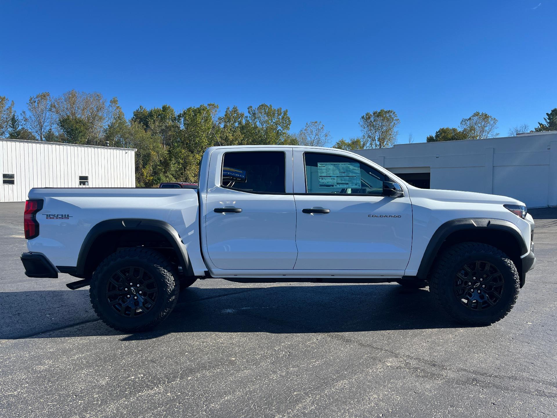 2024 Chevrolet Colorado Vehicle Photo in CLARE, MI 48617-9414