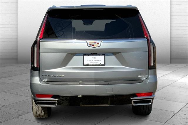 2024 Cadillac Escalade Vehicle Photo in KANSAS CITY, MO 64114-4545