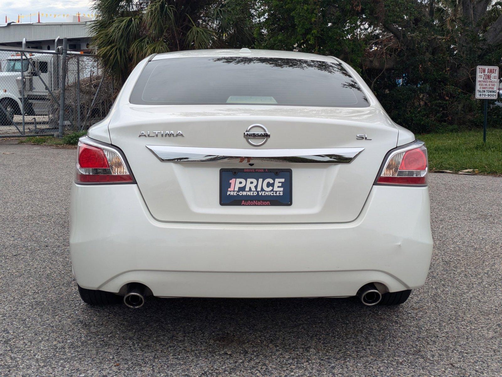 2015 Nissan Altima Vehicle Photo in Sarasota, FL 34231