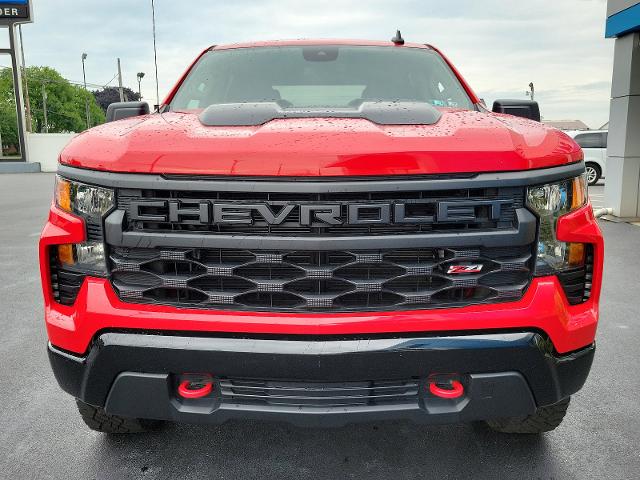 Used 2022 Chevrolet Silverado 1500 Custom Trail Boss with VIN 3GCPDCED6NG511408 for sale in New Holland, PA