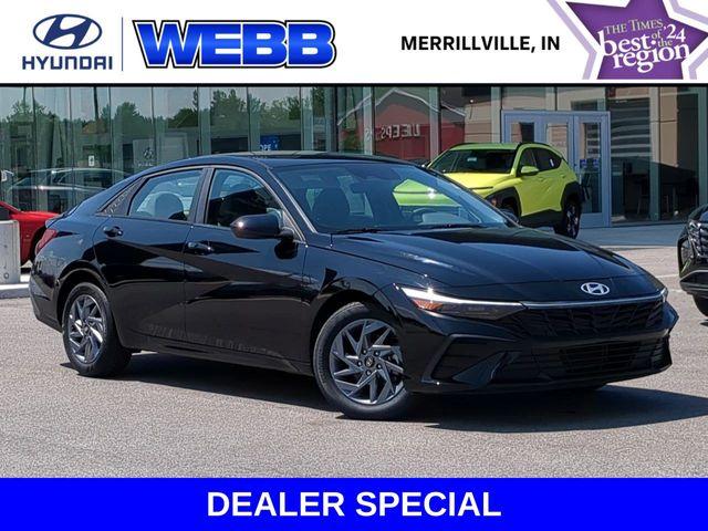 2024 Hyundai ELANTRA Vehicle Photo in Merrillville, IN 46410-5311