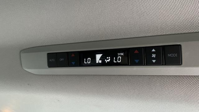 2022 Toyota Sienna Vehicle Photo in INDIANAPOLIS, IN 46227-0991