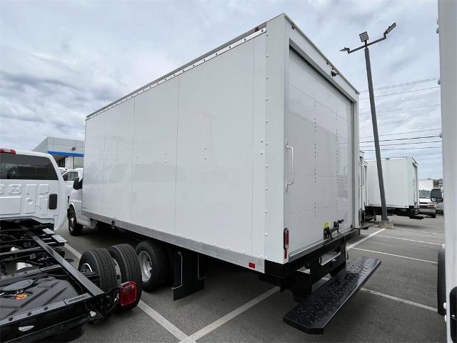 2023 Chevrolet Express Commercial Cutaway Vehicle Photo in ALCOA, TN 37701-3235