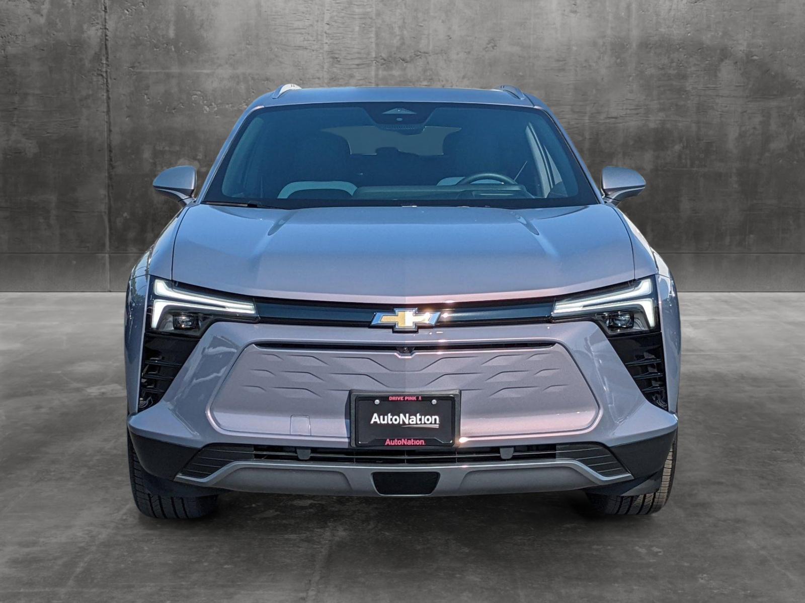 2024 Chevrolet Blazer EV Vehicle Photo in VALENCIA, CA 91355-1705