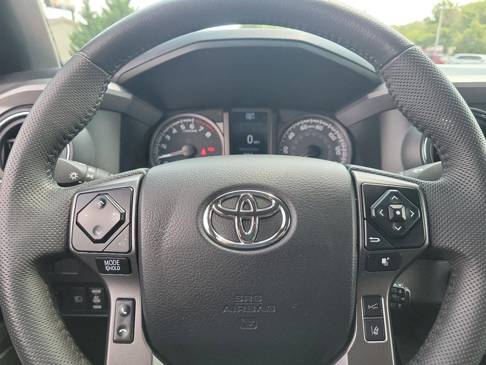 2022 Toyota Tacoma 4WD Vehicle Photo in Trevose, PA 19053