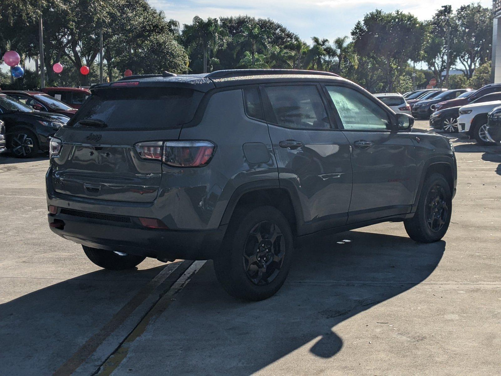 2024 Jeep Compass Vehicle Photo in Pembroke Pines , FL 33084