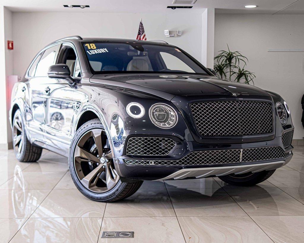 2018 Bentley Bentayga Vehicle Photo in Saint Charles, IL 60174