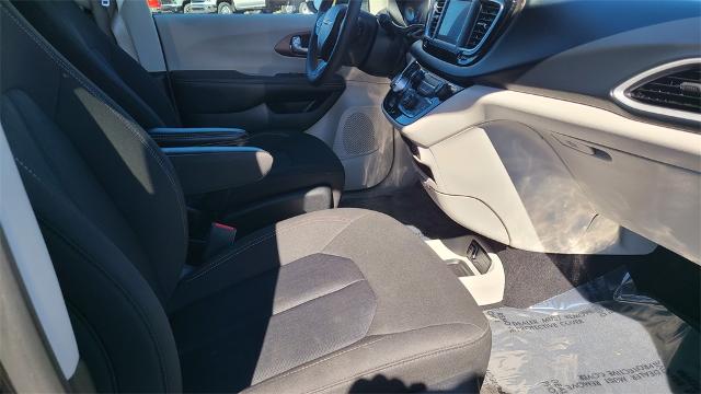 2023 Chrysler Voyager Vehicle Photo in FLAGSTAFF, AZ 86001-6214