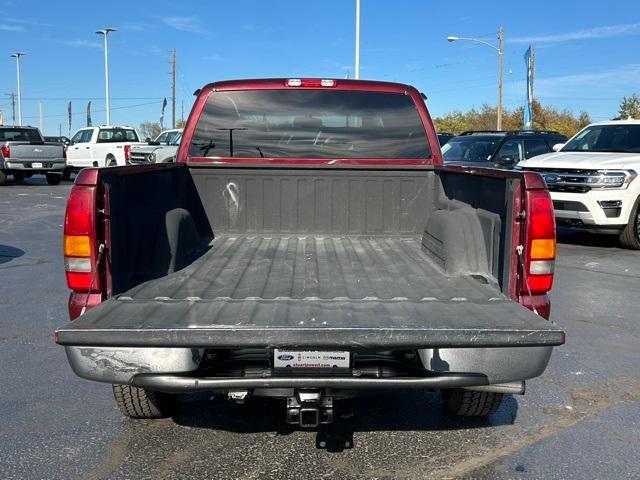 2003 GMC Sierra 1500 Vehicle Photo in Danville, KY 40422-2805