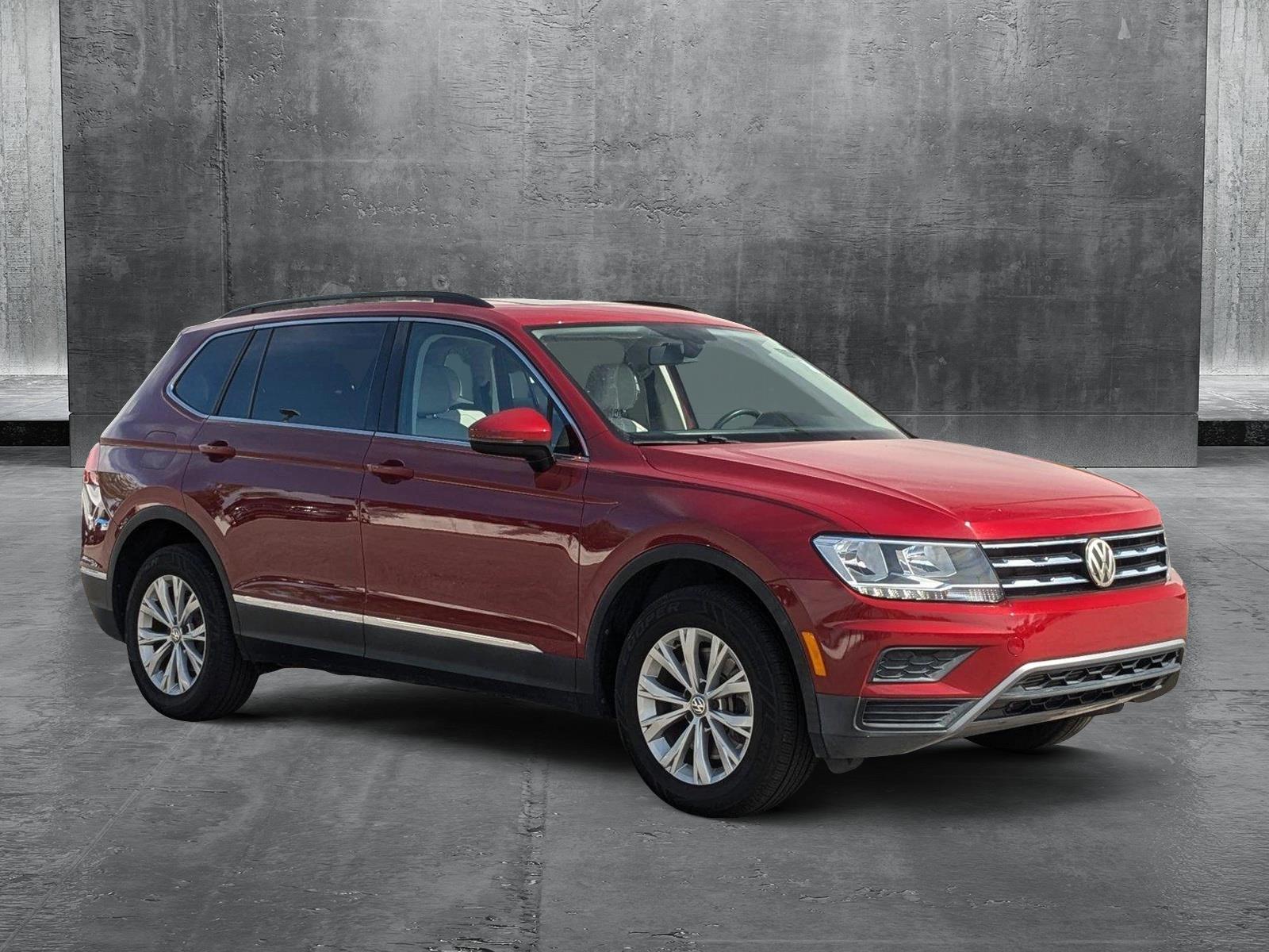 2018 Volkswagen Tiguan Vehicle Photo in St. Petersburg, FL 33713