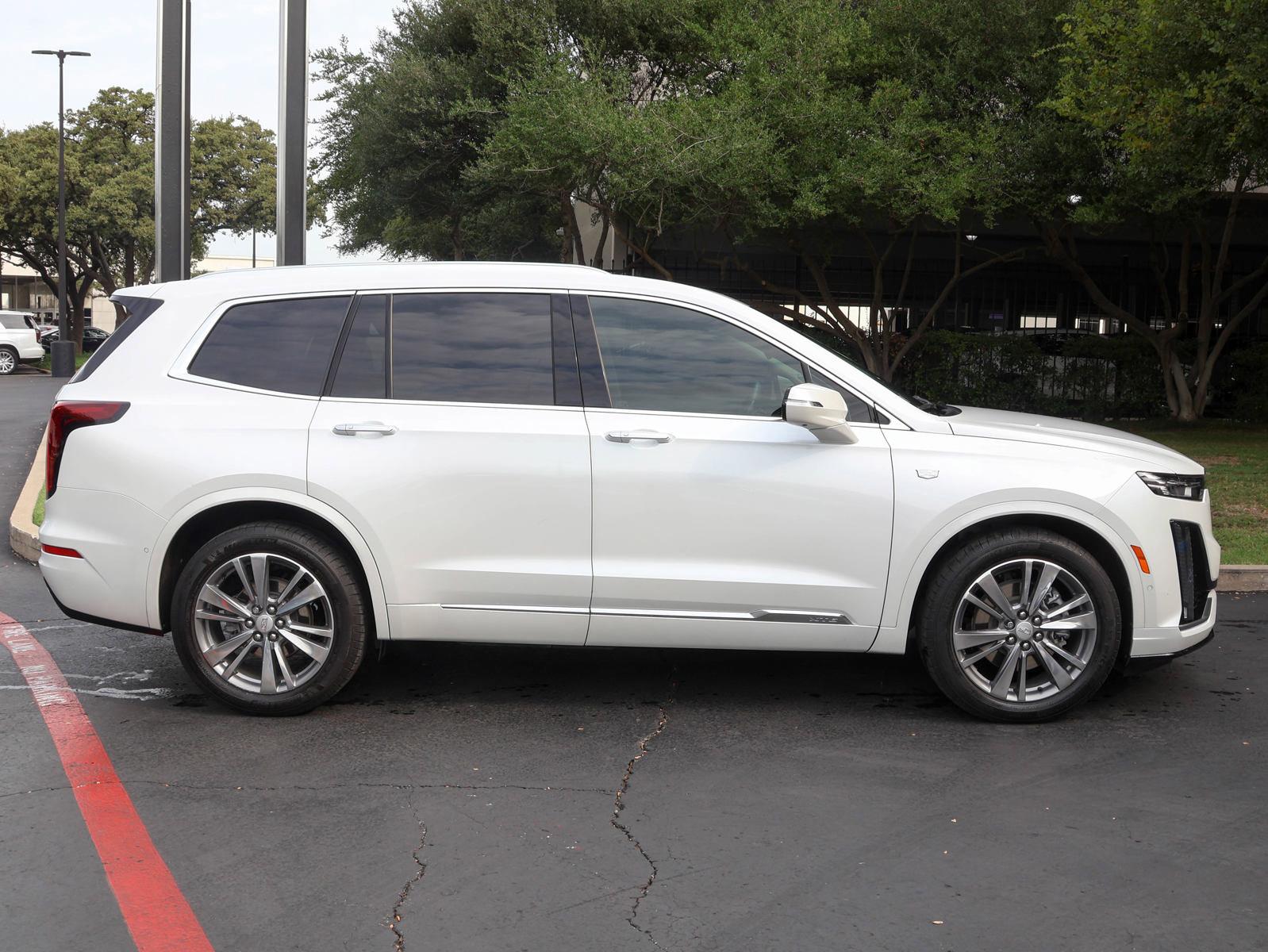 2022 Cadillac XT6 Vehicle Photo in DALLAS, TX 75209-3095