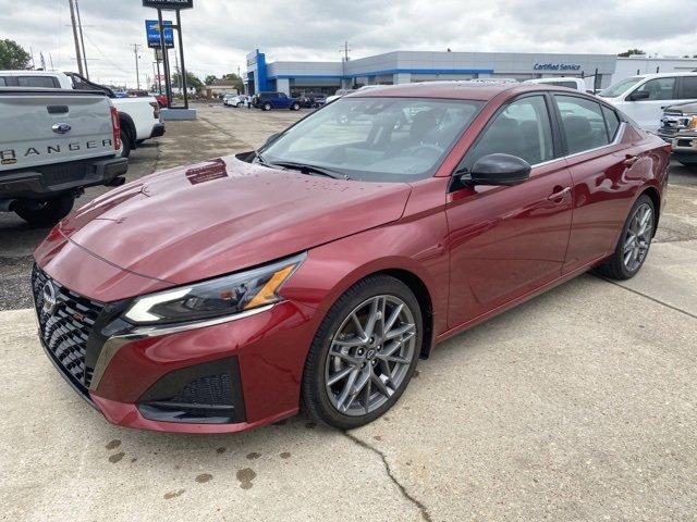 Used 2024 Nissan Altima SR with VIN 1N4AL4CV0RN431017 for sale in Dexter, MO