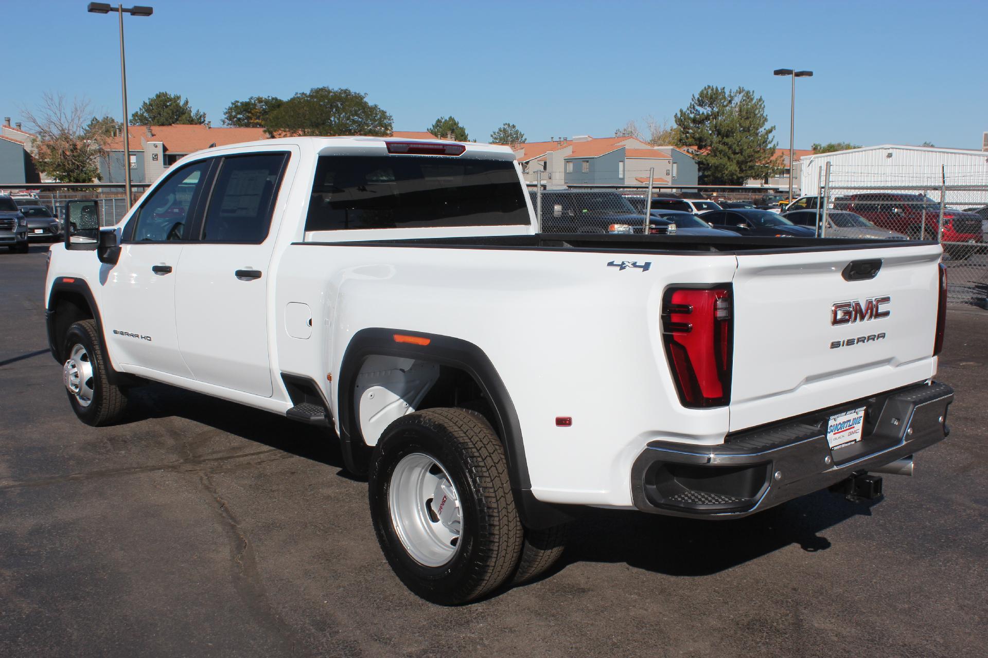 2025 GMC Sierra 3500 HD Vehicle Photo in AURORA, CO 80012-4011