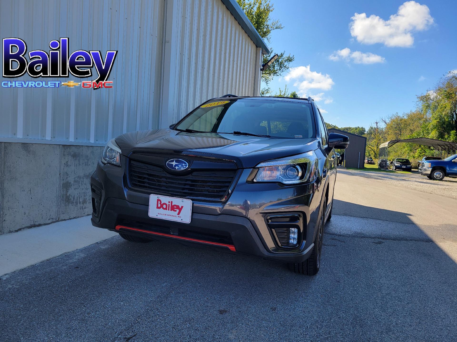 Used 2019 Subaru Forester Sport with VIN JF2SKAPC0KH511335 for sale in Willow Springs, MO