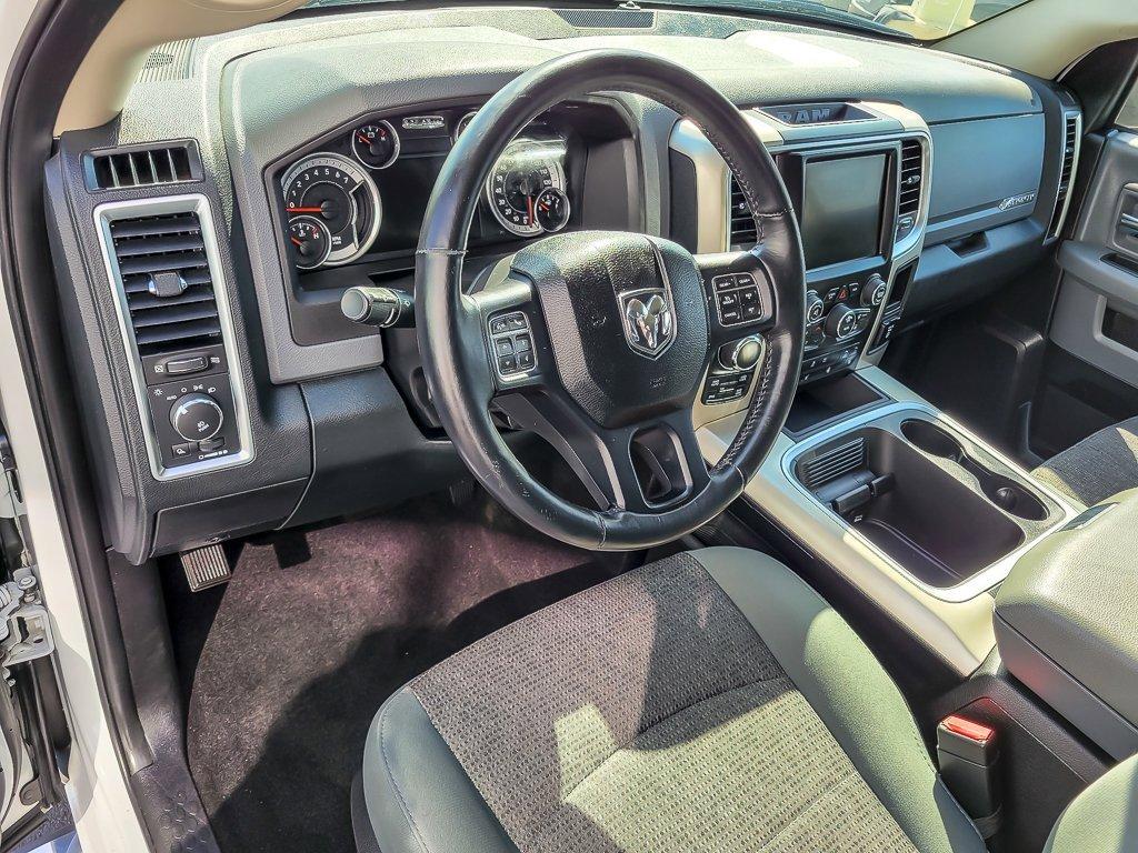 2016 Ram 1500 Vehicle Photo in Plainfield, IL 60586