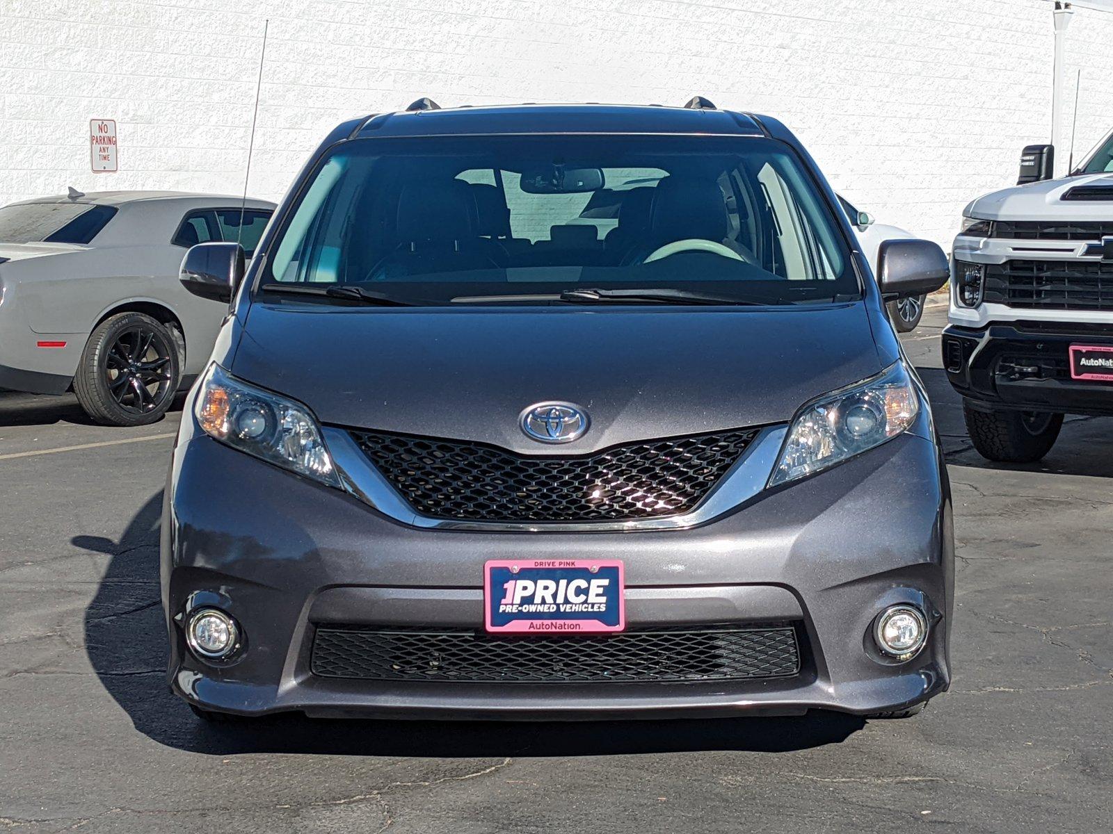 2012 Toyota Sienna Vehicle Photo in VALENCIA, CA 91355-1705