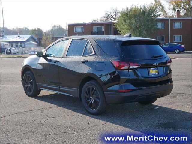 2024 Chevrolet Equinox Vehicle Photo in MAPLEWOOD, MN 55119-4794