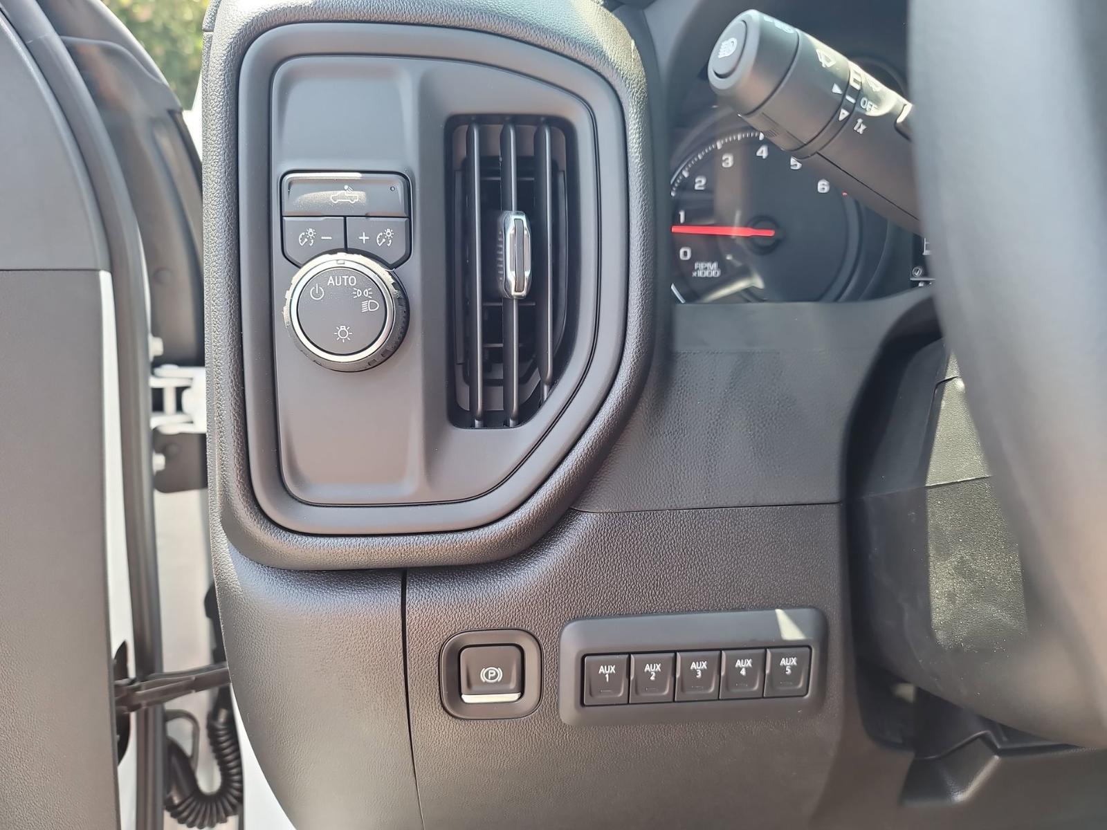 2024 Chevrolet Silverado 2500 HD Vehicle Photo in LA MESA, CA 91942-8211