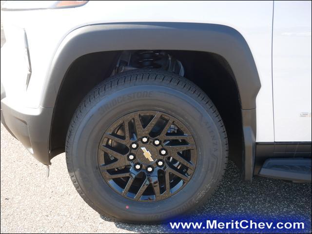 2024 Chevrolet Silverado EV Vehicle Photo in MAPLEWOOD, MN 55119-4794