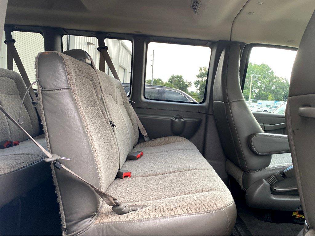 2019 GMC Savana Passenger Vehicle Photo in SAVANNAH, GA 31406-4513