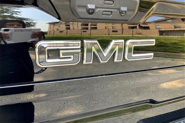 2024 GMC Sierra 1500 Vehicle Photo in KANSAS CITY, MO 64114-4545