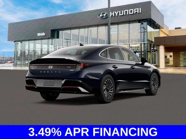 2024 Hyundai SONATA Hybrid Vehicle Photo in Highland, IN 46322-2506