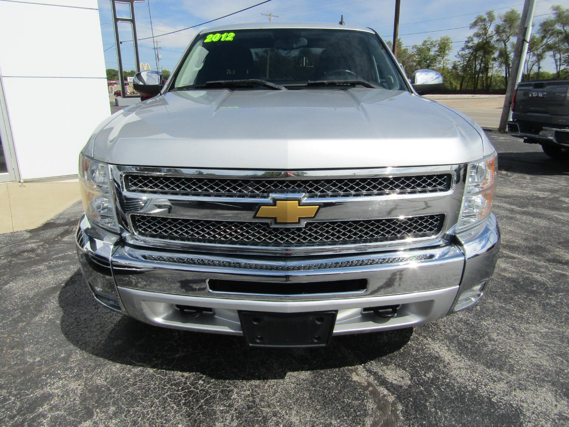 Used 2012 Chevrolet Silverado 1500 LT with VIN 1GCRKSE70CZ314833 for sale in Greenville, OH