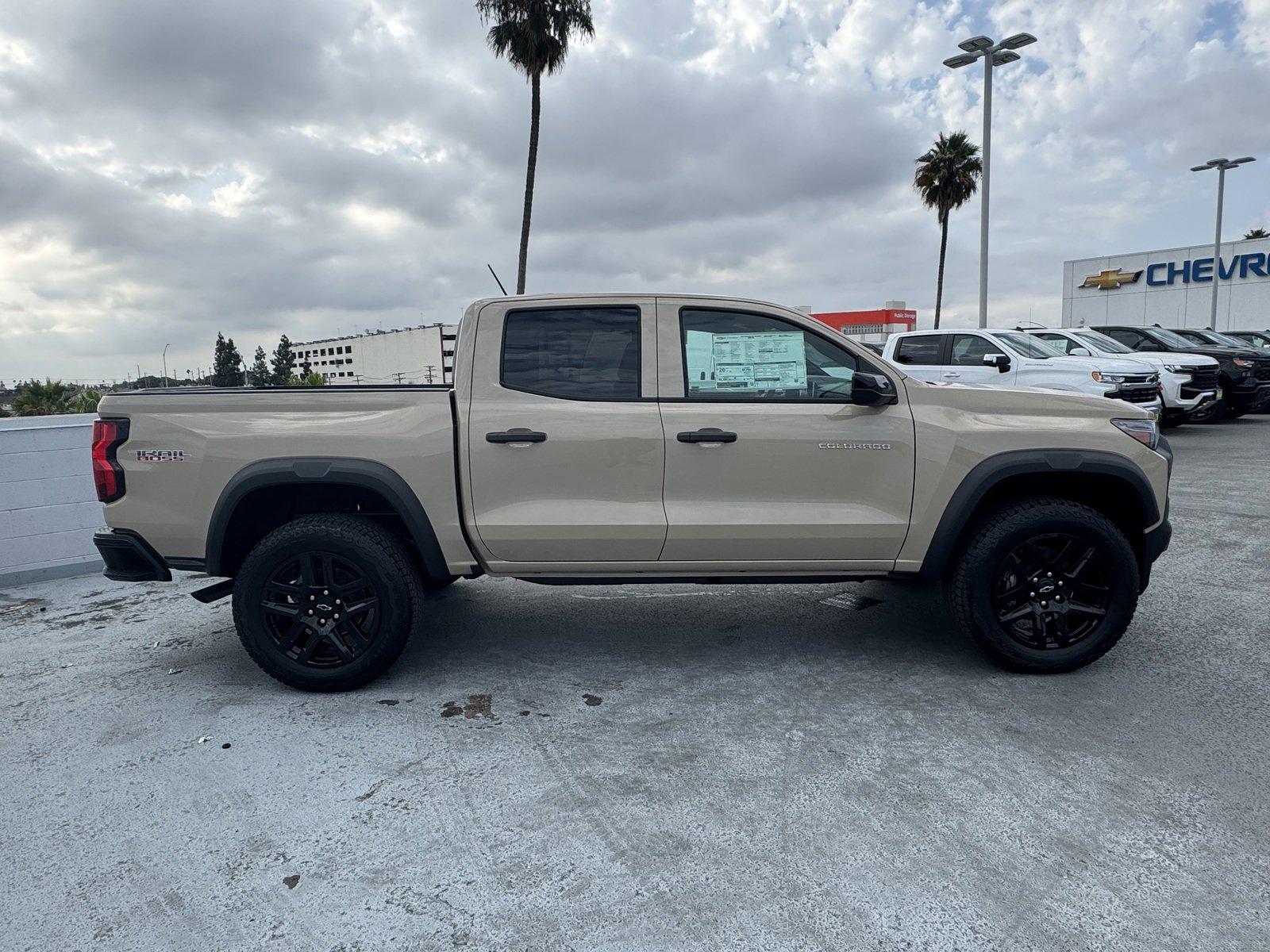 2024 Chevrolet Colorado Vehicle Photo in LOS ANGELES, CA 90007-3794