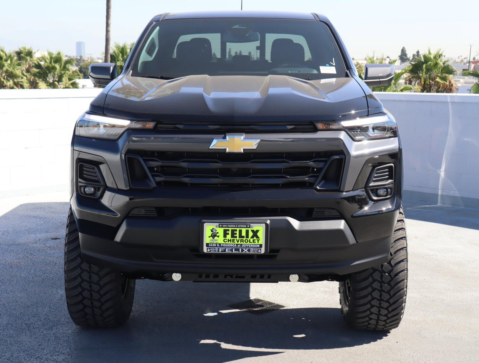 2024 Chevrolet Colorado Vehicle Photo in LOS ANGELES, CA 90007-3794