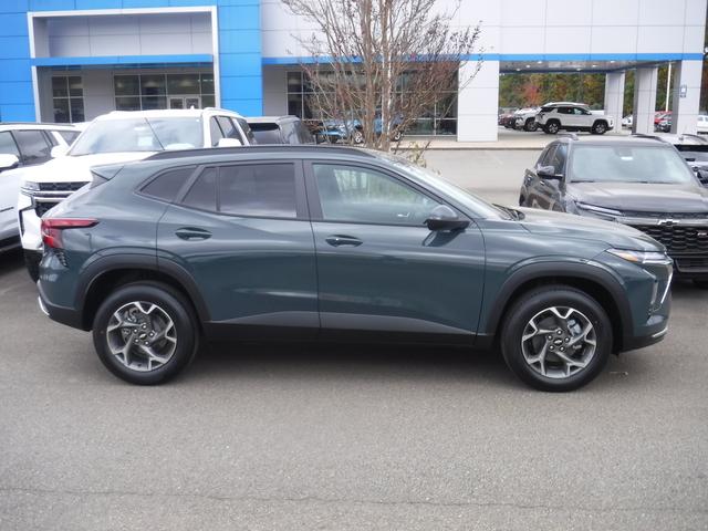 2025 Chevrolet Trax Vehicle Photo in JASPER, GA 30143-8655