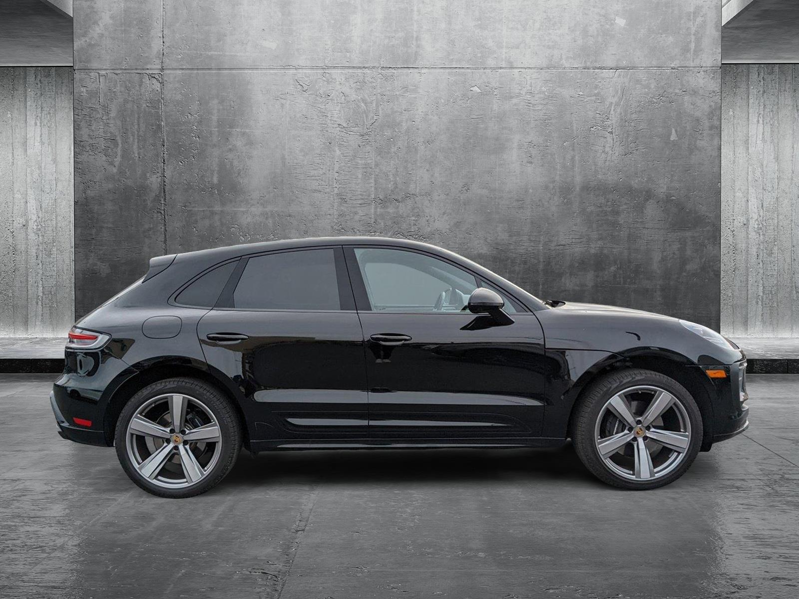 2024 Porsche Macan Vehicle Photo in Spokane, WA 99201