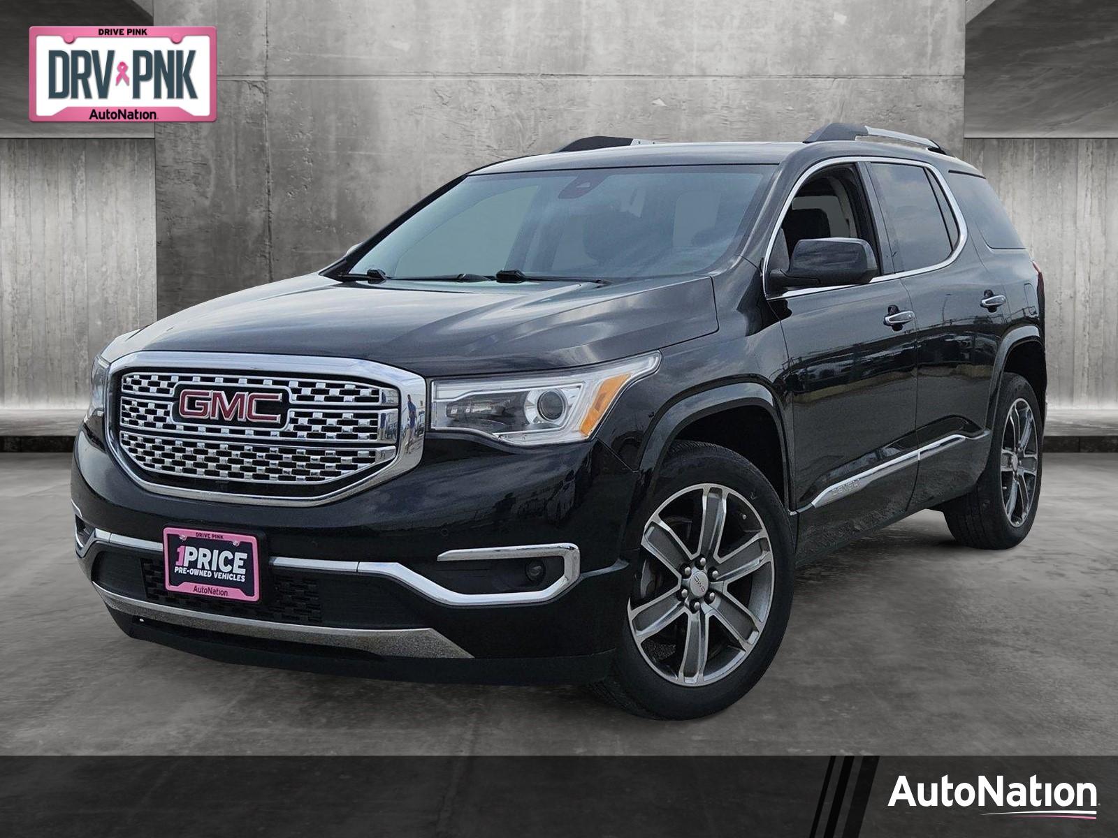 2017 GMC Acadia Vehicle Photo in NORTH RICHLAND HILLS, TX 76180-7199