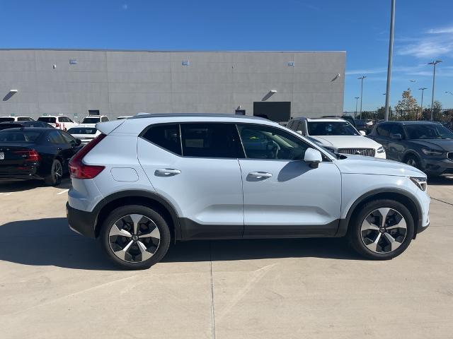 2024 Volvo XC40 Vehicle Photo in Grapevine, TX 76051