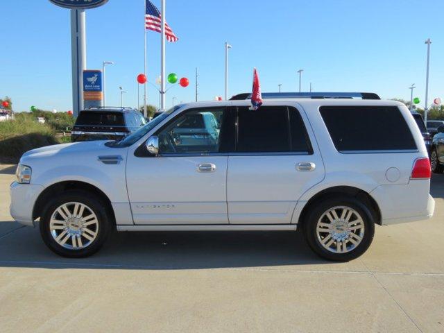 Used 2010 Lincoln Navigator Base with VIN 5LMJJ2H53AEJ01169 for sale in Temple, TX