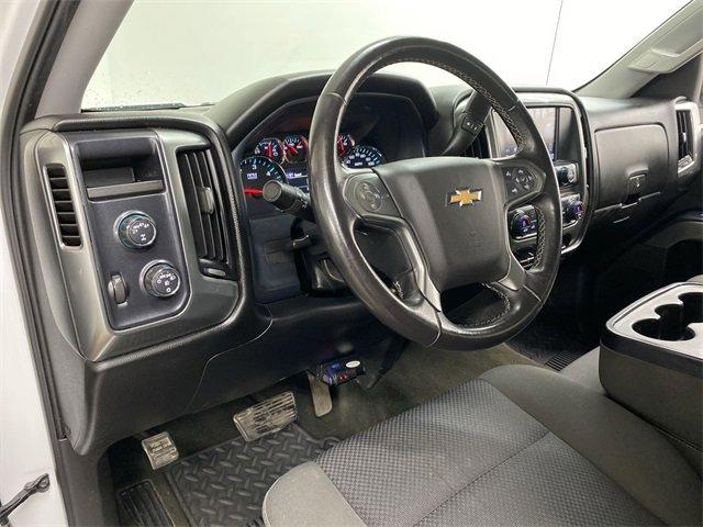 Used 2018 Chevrolet Silverado 1500 LT with VIN 3GCUKRER2JG354395 for sale in Portland, OR