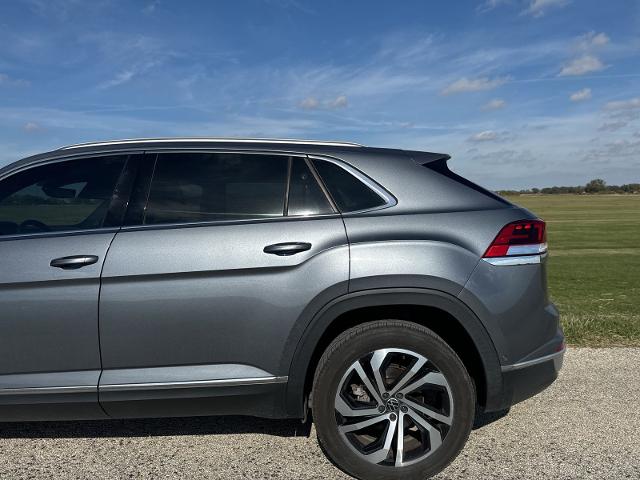 2020 Volkswagen Atlas Cross Sport Vehicle Photo in Pilot Point, TX 76258