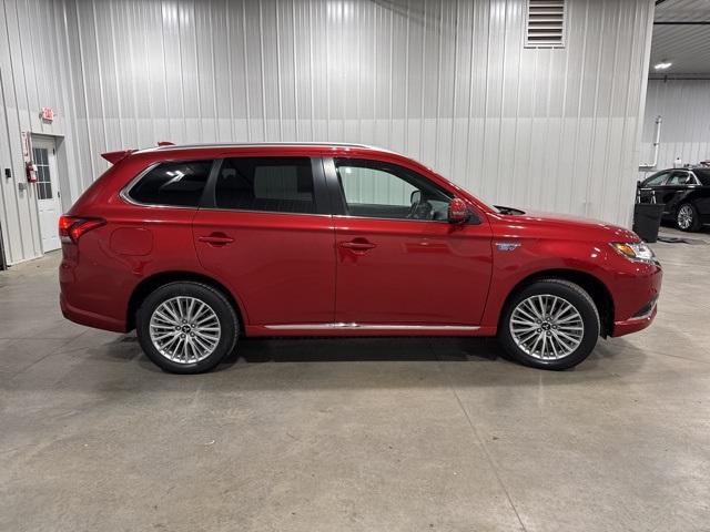 2019 Mitsubishi Outlander PHEV Vehicle Photo in GLENWOOD, MN 56334-1123