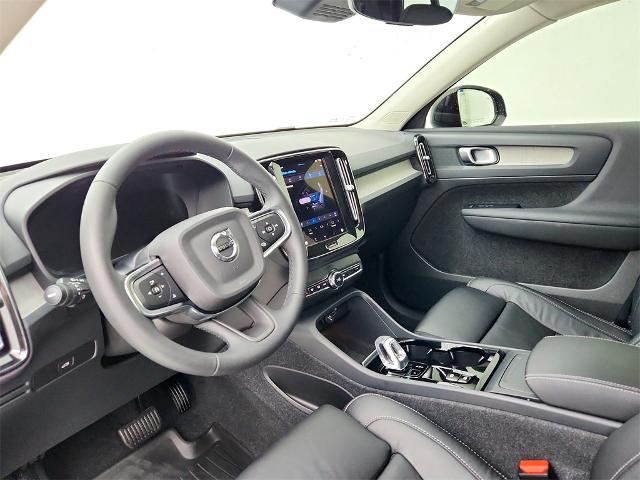 2023 Volvo XC40 Vehicle Photo in Grapevine, TX 76051