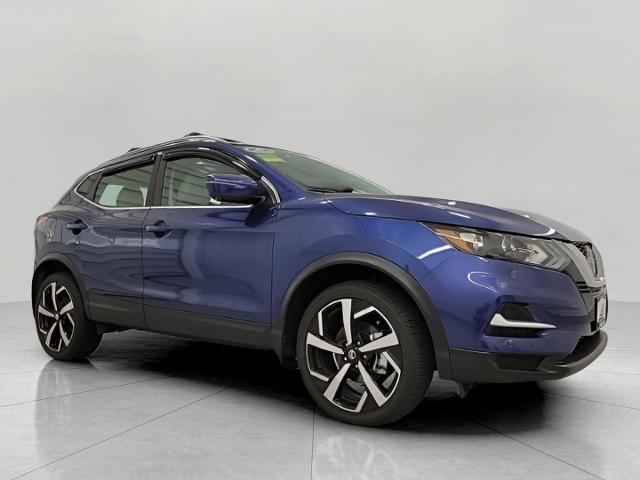 2022 Nissan Rogue Sport Vehicle Photo in NEENAH, WI 54956-2243